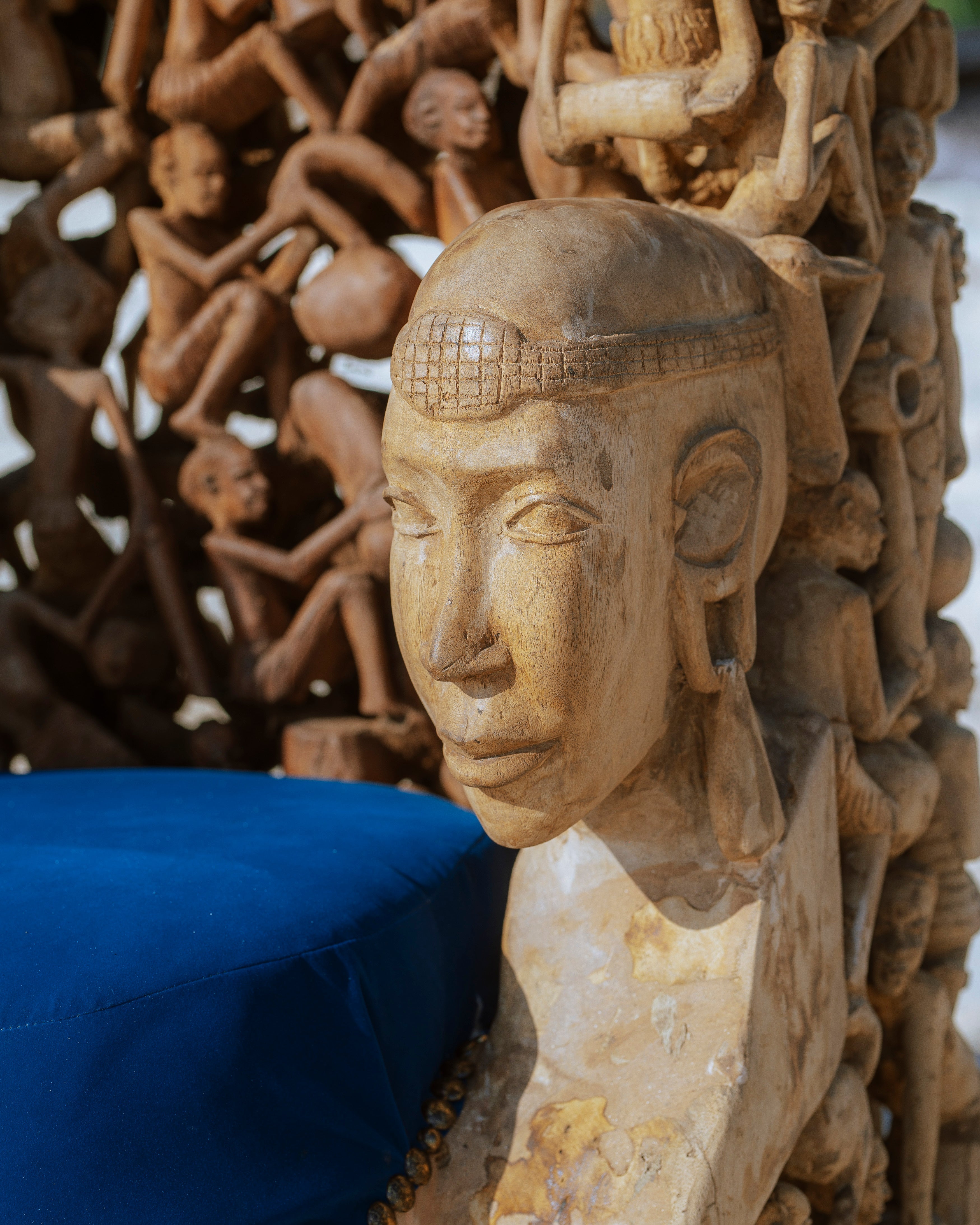 African Artisans × European Design: How VendaArt Is Redefining Global Luxury الحرفيون الأفارقة × التصميم الأوروبي: كيف تعيد VendaArt تعريف الفخامة العالمية